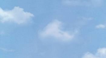 Folia okienna klejowa Chmurki 90cmx15m G-10529